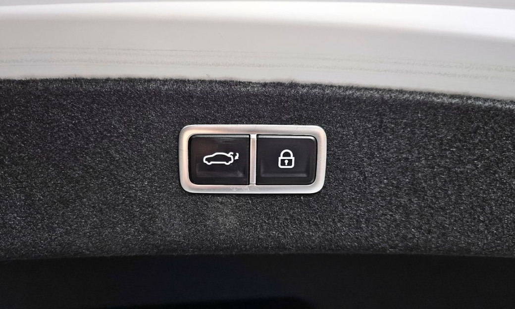 Genesis G80 Gasoline 2.5 Turbo AWD, 2024
