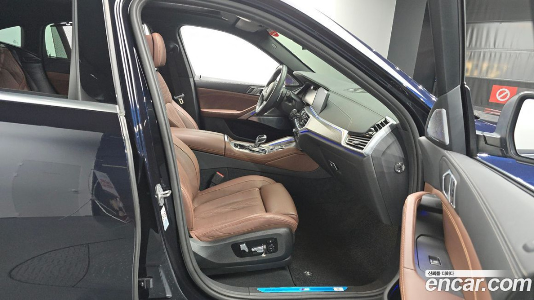 BMW X6 xDrive40i M Sport, 2022