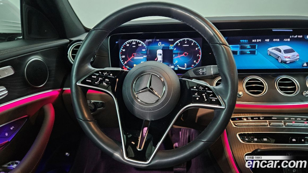 Mercedes-Benz E-Class E250 AMG Line, 2023