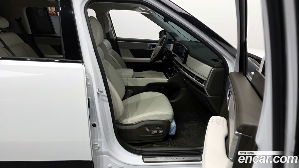 Hyundai Santafe Gasoline 2.5T 4WD, 2024