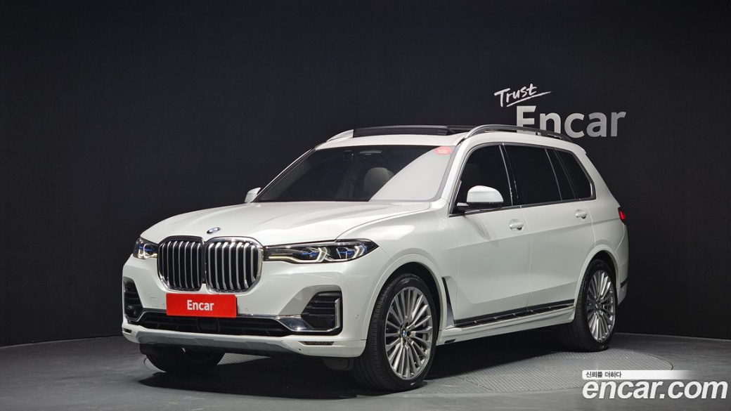 BMW X7 xDrive 40i Design Pure Excellence 7-Seater, 2022