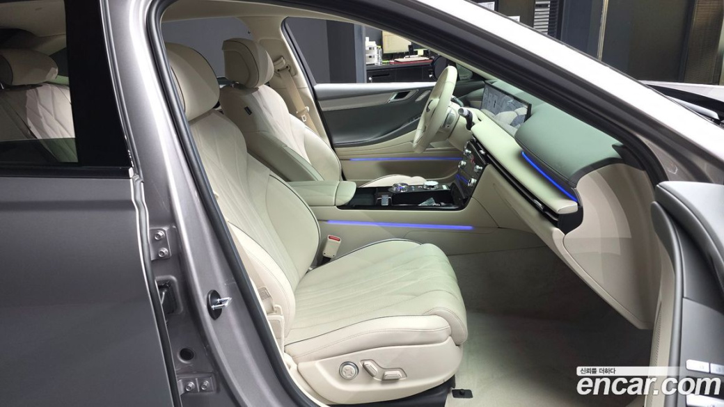 Genesis G80 Gasoline 2.5 Turbo AWD, 2026