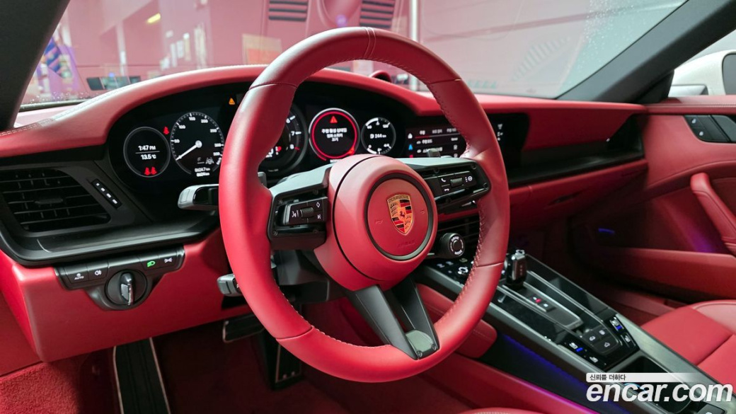 Porsche 911 Carrera GTS, 2023