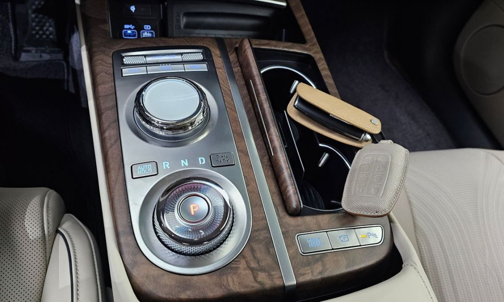 Genesis G80 Gasoline 2.5 Turbo 2WD, 2024