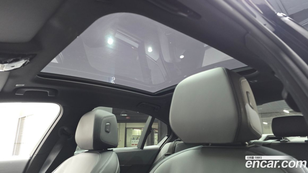 BMW 5-Series 530i xDrive M Sport, 2024