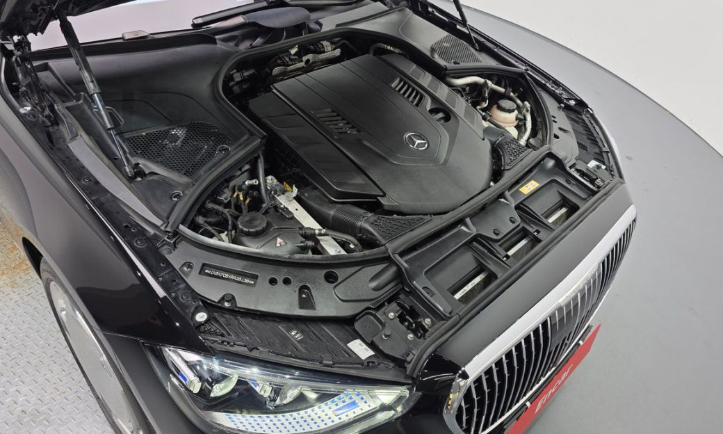 Mercedes-Benz S-Class Maybach S580 4MATIC, 2024