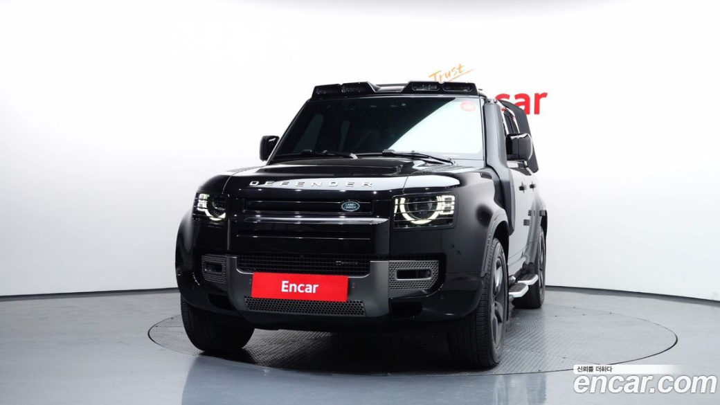 Land Rover Defender 130 D300 X-Dynamic HSE, 2023