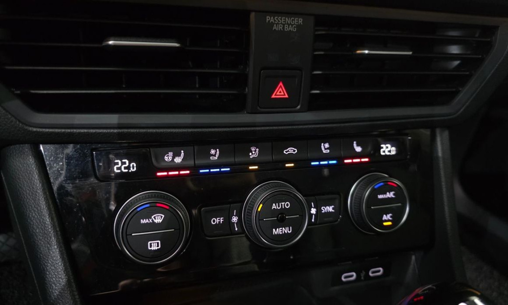 Volkswagen Jetta 1.4 TSI Prestige, 2021