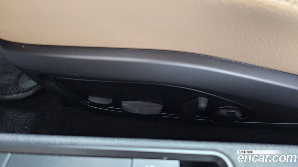 Porsche 911 Carrera Cabriolet, 2024