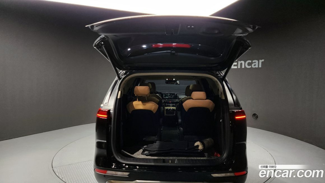Kia Carnival 9-Seater Noblesse, 2022