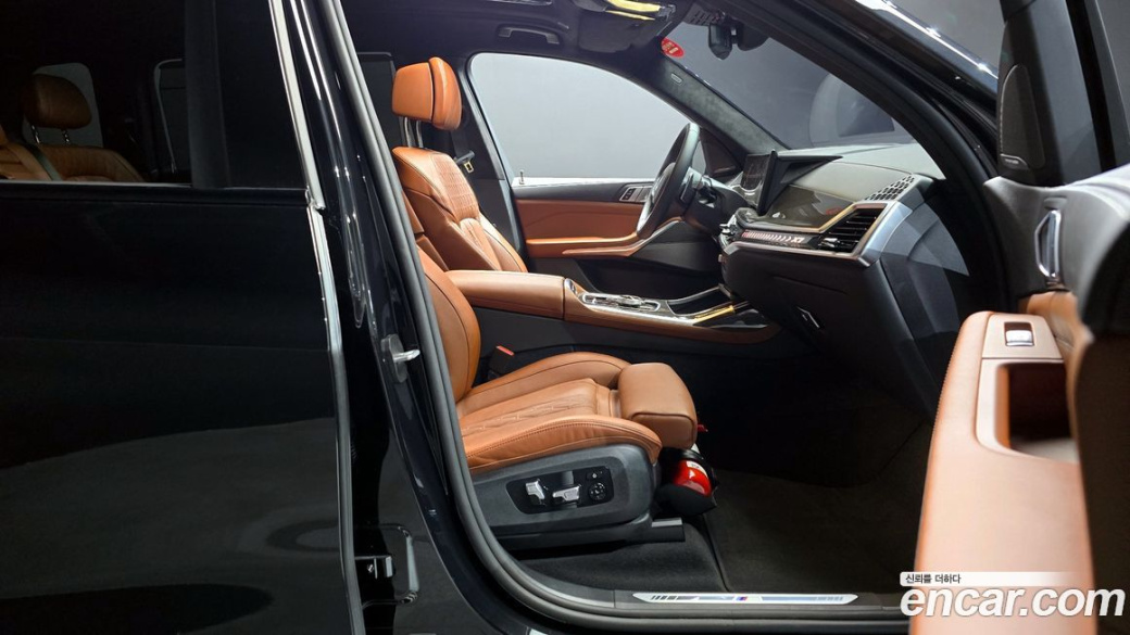 BMW X7 xDrive 40i M Sport 7STR, 2025