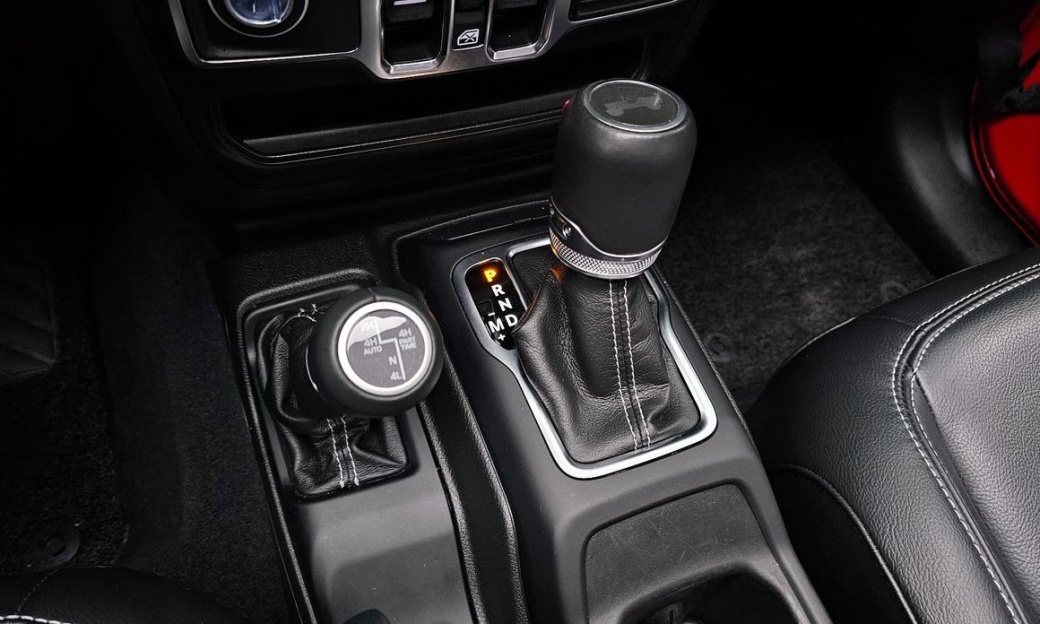 Jeep Wrangler 2.0 Overland Power Top 4Door, 2022