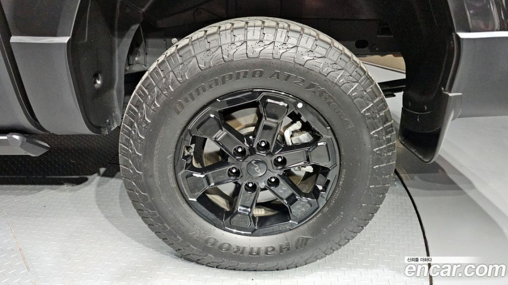 Kia Tasman 2.5T Gasoline 4WD, 2026