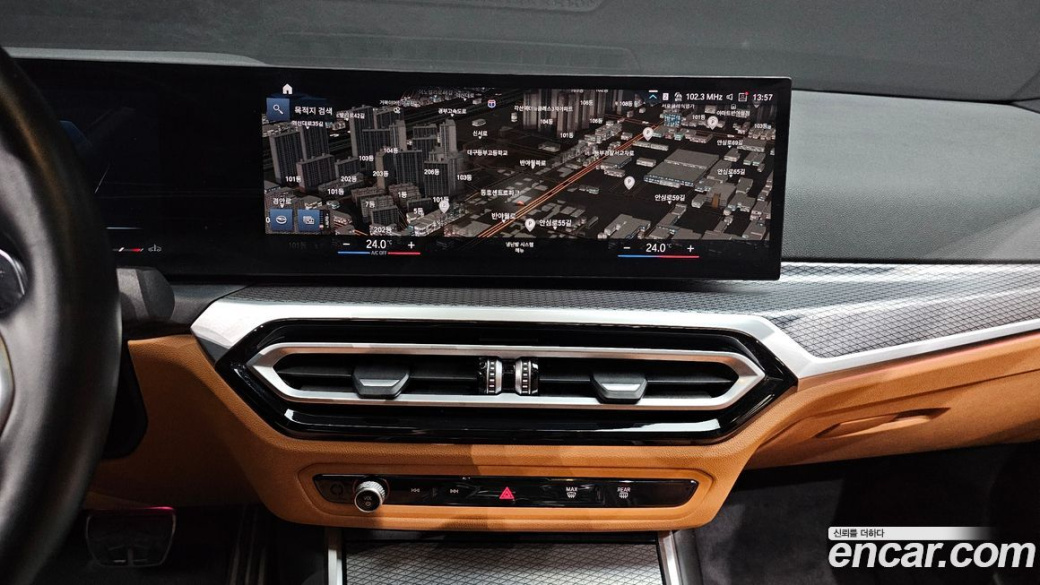BMW 3-Series 320i M Sport, 2024