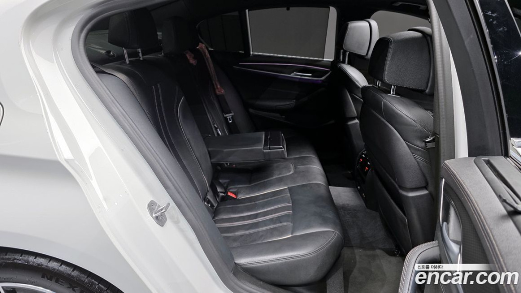 BMW 5-Series 520i M Sport, 2022