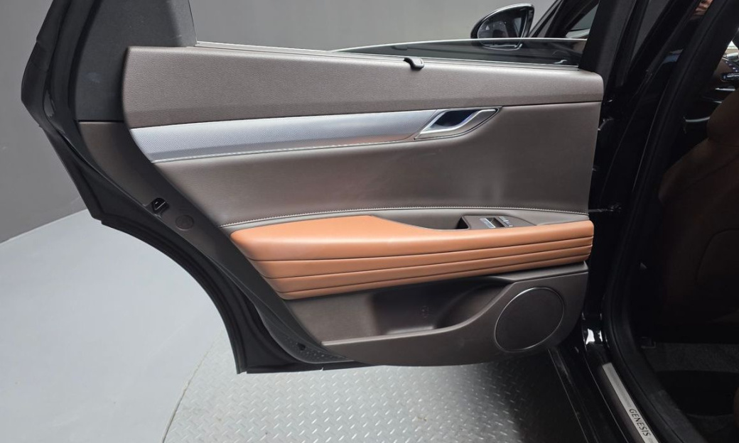 Genesis G80 Gasoline 2.5 Turbo AWD, 2023