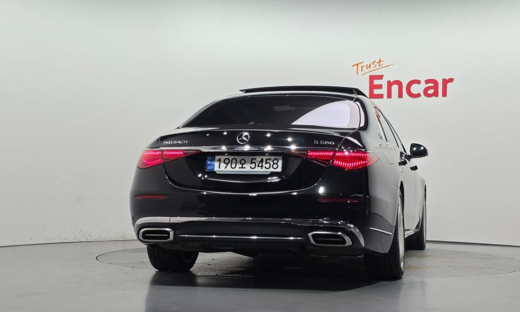 Mercedes-Benz S-Class Maybach S580 4MATIC, 2024