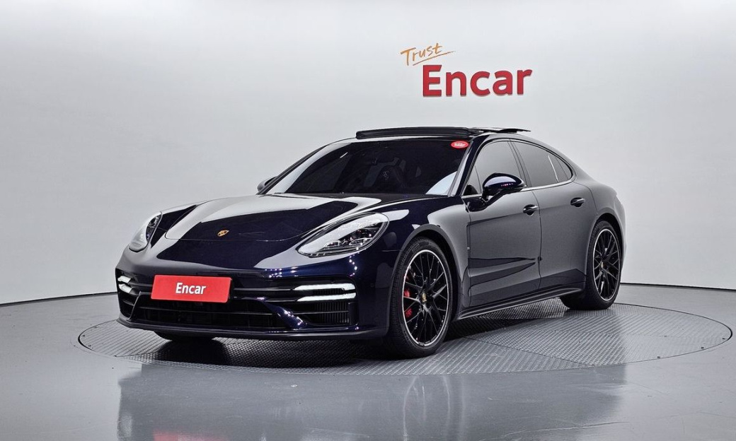 Porsche Panamera 4.0 GTS, 2022
