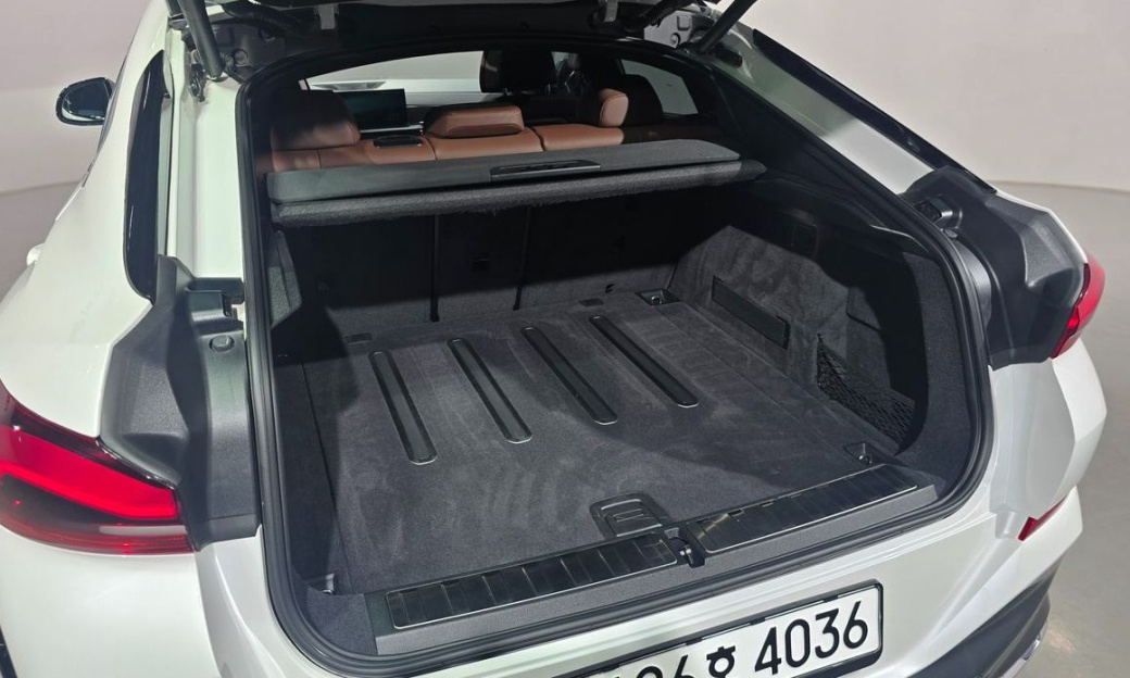 BMW X6 xDrive30d M Sport, 2025