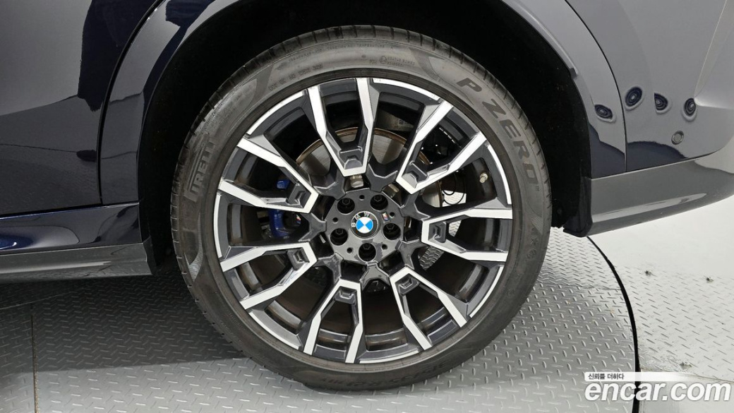 BMW X6 xDrive40i M Sport, 2024