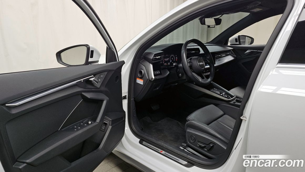 Audi A3 40 TFSI Premium, 2023