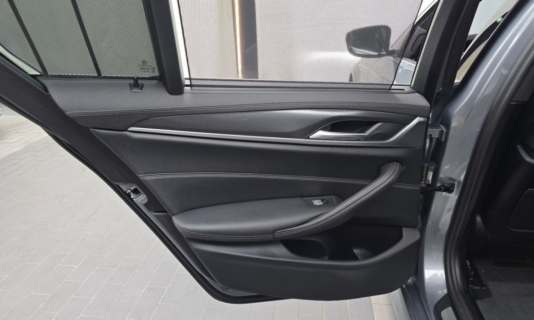 BMW 5-Series 520i M Sport, 2023