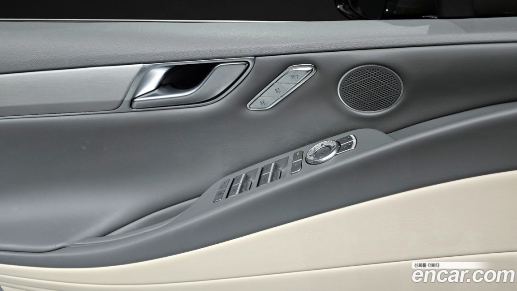 Genesis G80 Gasoline 2.5 Turbo AWD, 2025