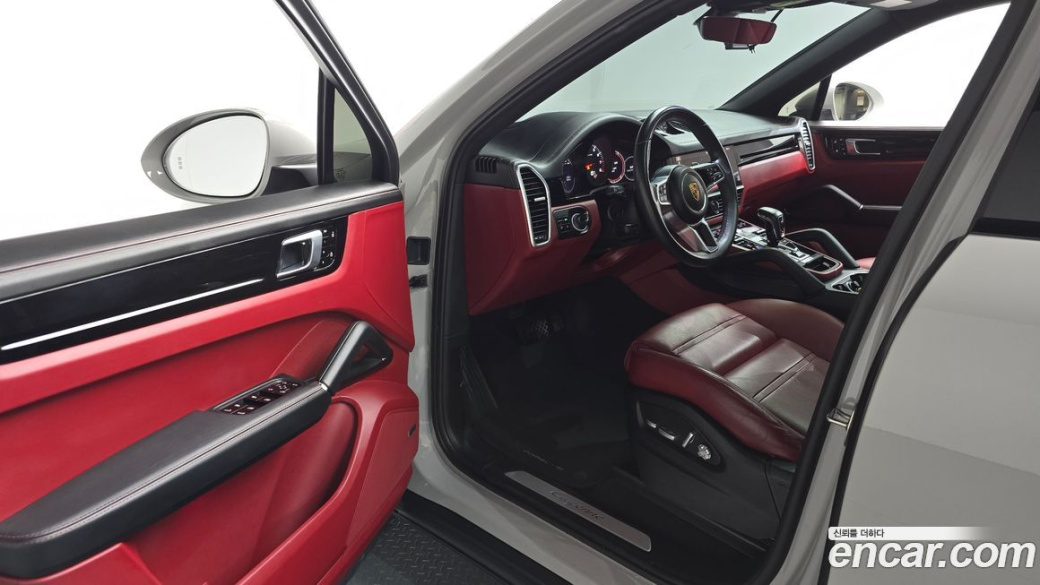 Porsche Cayenne 3.0 Coupe, 2021