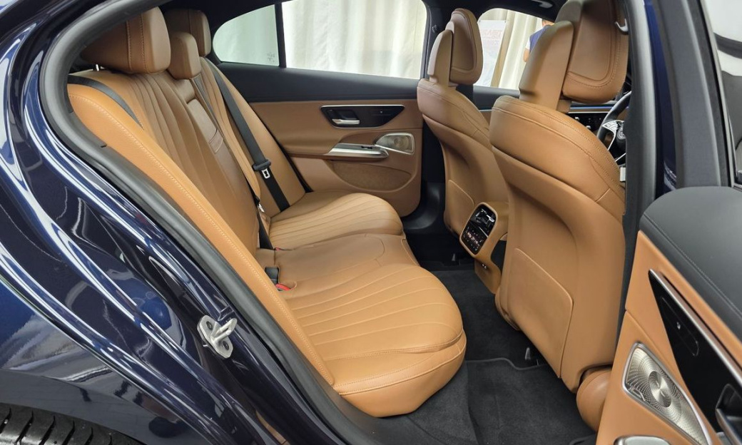 Mercedes-Benz E-Class E450 4MATIC, 2024