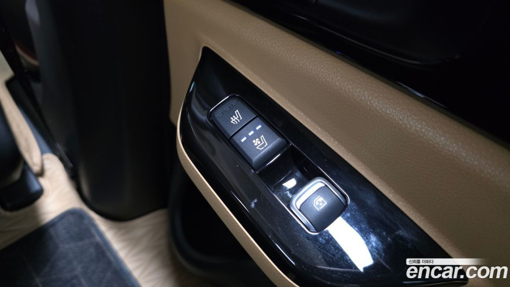 Kia Carnival 7-Seater Noblesse, 2023