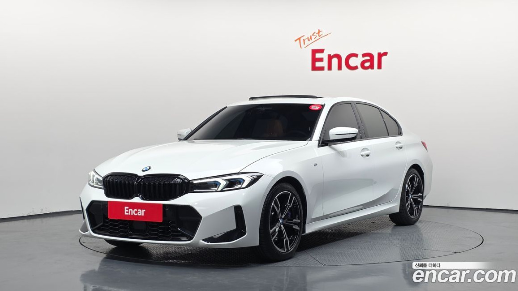 BMW 3-Series 320i M Sport, 2025