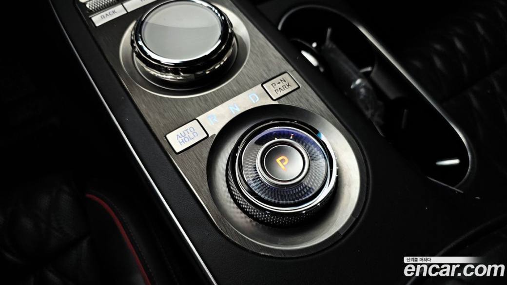 Genesis GV70 2.5T Gasoline AWD, 2022