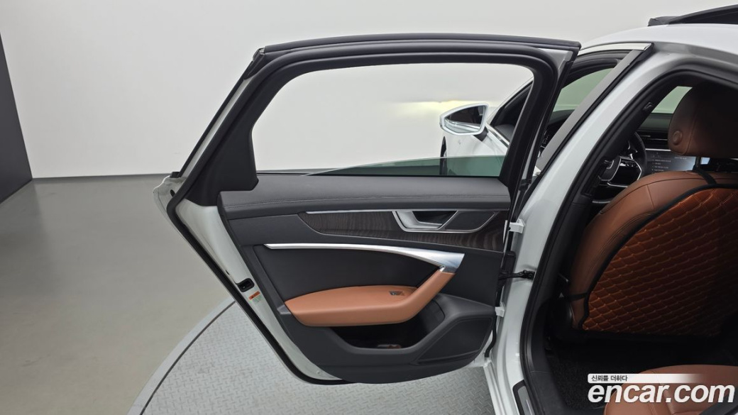 Audi A6 45 TFSI Premium, 2023