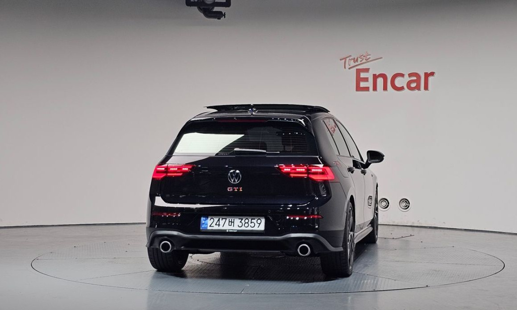 Volkswagen Golf 2.0 GTI, 2024