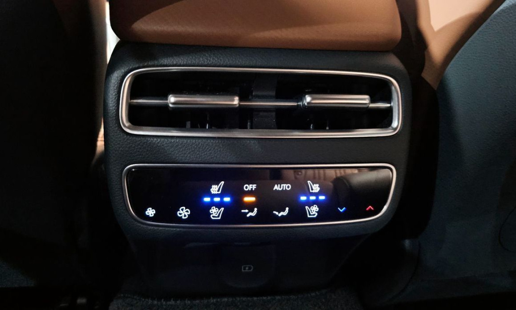 Genesis GV70 2.5T Gasoline 2WD, 2025