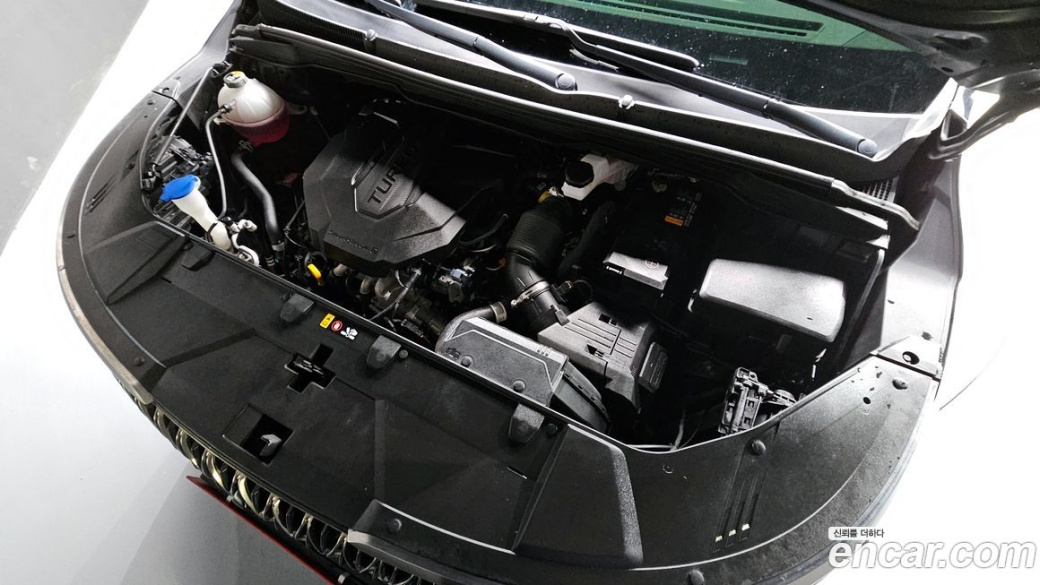 Kia Carnival 9-Seater Signature, 2023