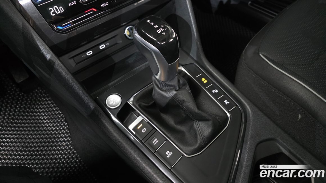 Volkswagen Tiguan 2.0 TSI Prestige, 2024