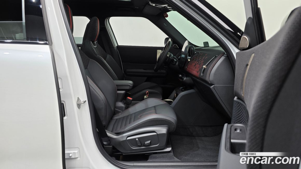 Mini Countryman ALL4 JCW, 2025