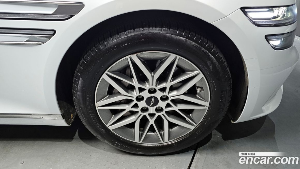 Genesis G80 Gasoline 2.5 Turbo AWD, 2025