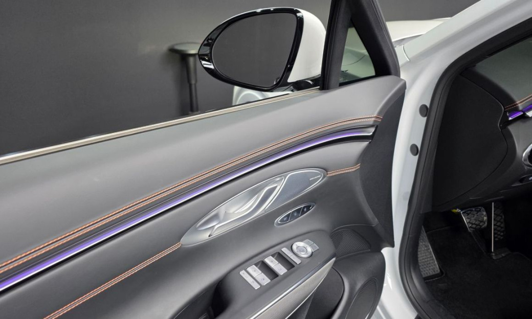 Genesis GV70 2.5T Gasoline AWD, 2025