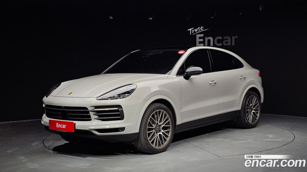 Porsche Cayenne 3.0 PLATINUM EDITION, 2022