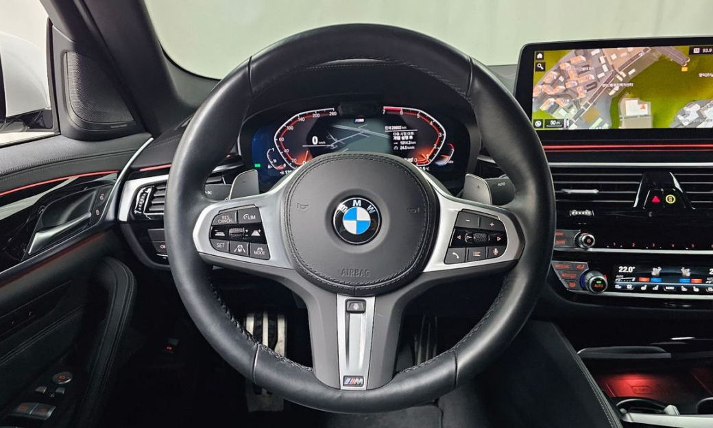 BMW 5-Series 530i M Sport Package, 2023