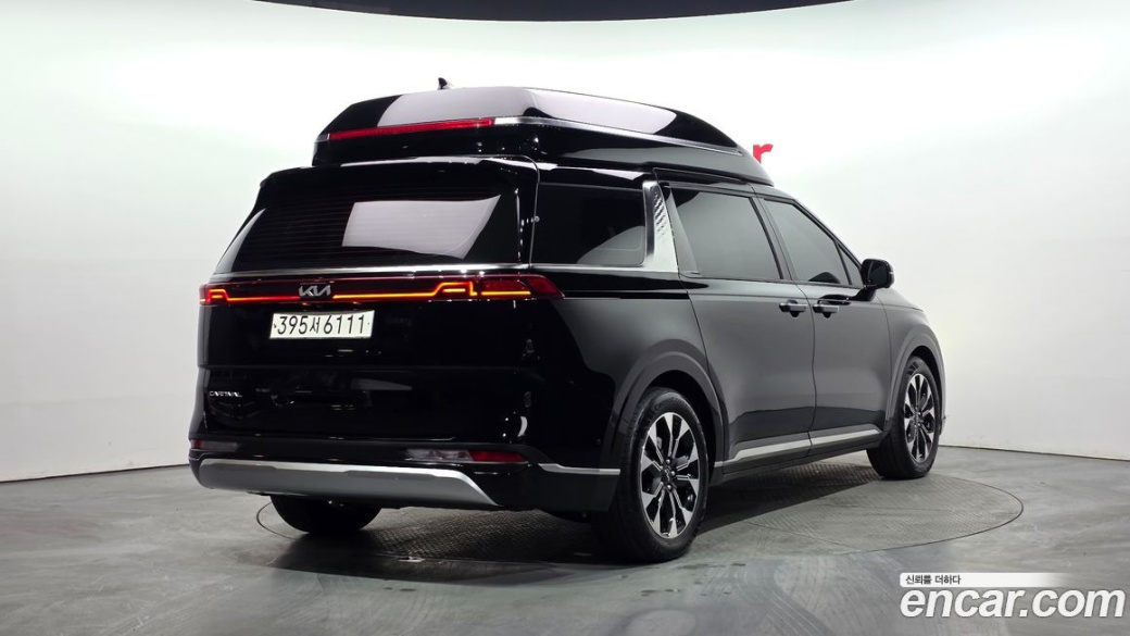 Kia Carnival 9-Seater Hi-Limousine, 2022