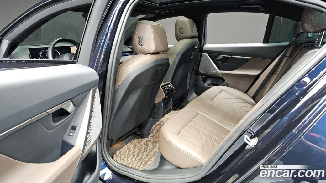 BMW 5-Series 520i M Sport, 2024