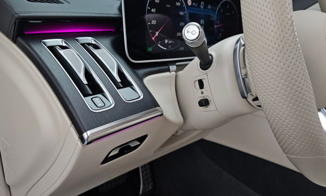 Mercedes-Benz S-Class S400 d 4MATIC, 2022