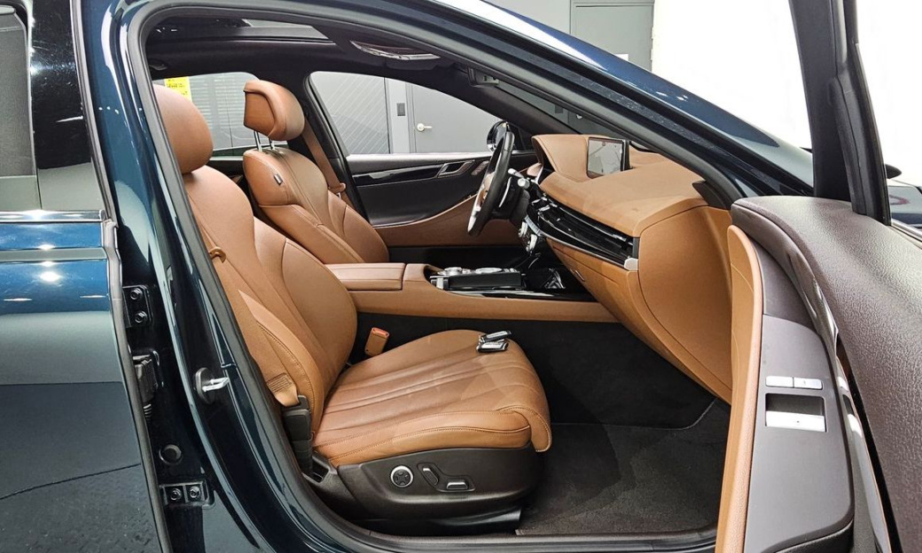 Genesis G80 Gasoline 2.5 Turbo AWD, 2022