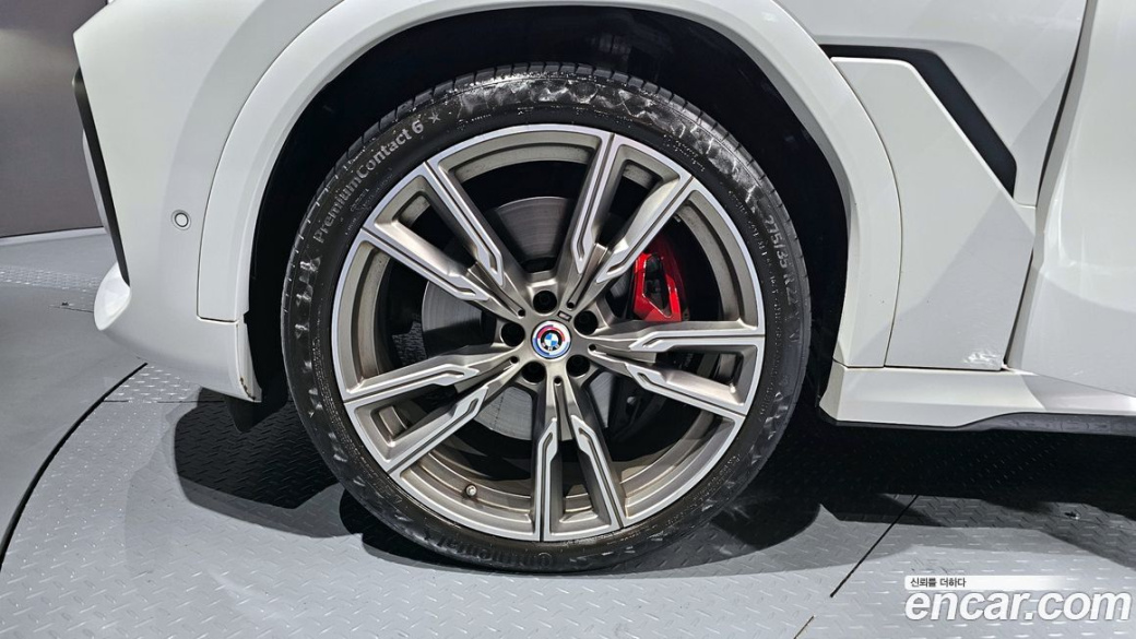 BMW X6 M50i, 2023