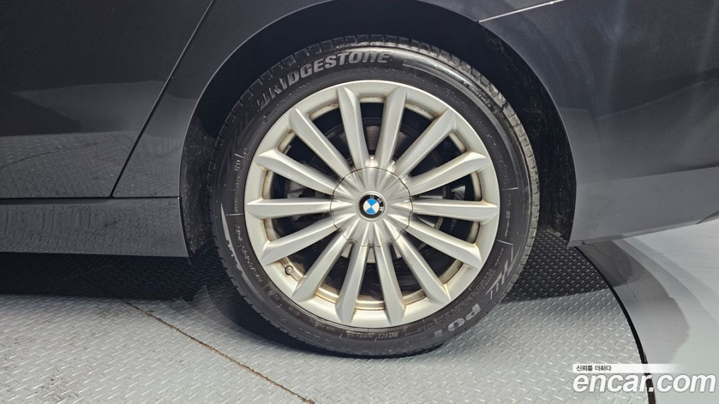 BMW Gran Turismo 630i xDrive Luxury, 2023
