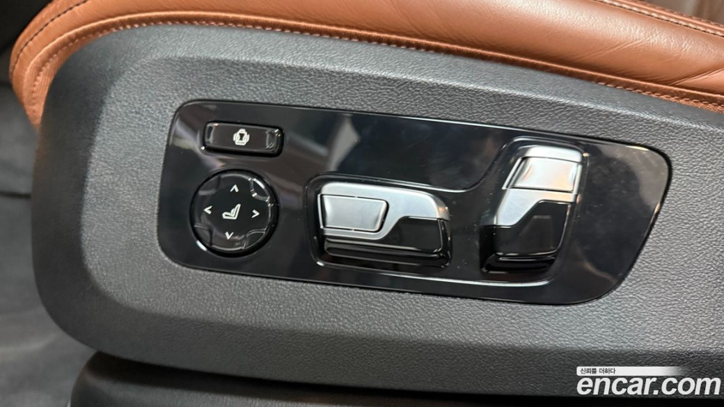 BMW X7 xDrive 40i Design Pure Excellence 6-Seater, 2024