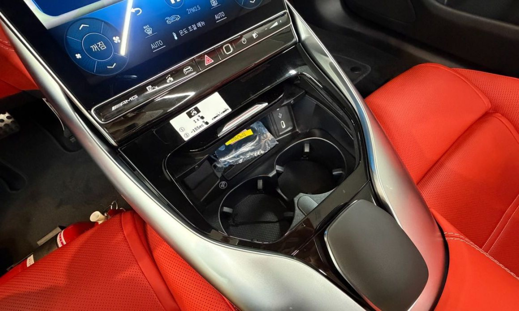 Mercedes-Benz SL-Class AMG SL43, 2025
